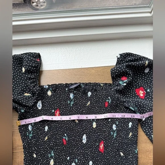 Abercrombie and Fitch  Women’s Black floral Boho  Crop Top size S Y2K - Picture 5 of 6